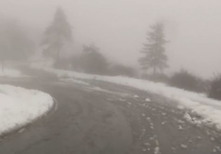 Διομήδης – Έπεσαν τα πρώτα χιόνια στην Πάρνηθα – Διακοπή κυκλοφορίας