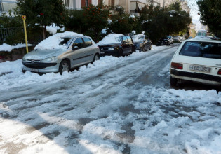 Κακοκαιρία «Ελπίδα»: Πολίτης ζήτησε από τον δήμο Αμαρουσίου να καθαρίσει τους δρόμους και του είπαν ότι είναι αργία – Τι απαντά ο δήμος
