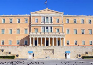 Greek Parliament: Authorities probe hacking of 60 email accounts