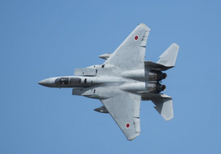 Ιαπωνία: Χάθηκε από τα ραντάρ μαχητικό αεροσκάφος F-15