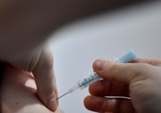 Κοροναϊός – Πόσο φθίνει η αποτελεσματικότητα των εμβολίων με την πάροδο του χρόνου