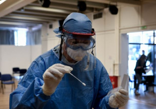 Θωμαϊδης: Φόβοι για «ανάφλεξη» της πανδημίας με την Όμικρον 2 – Μπορεί να φέρει νέο κύμα μολύνσεων