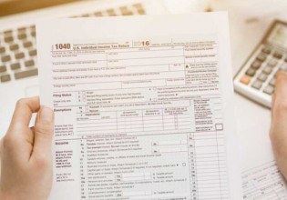 Φορολογικές δηλώσεις – Τον Μάρτιο ξεκινά η υποβολή τους – Σε 8 δόσεις η πληρωμή του φόρου εισοδήματος