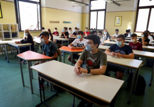 Ιταλία – 600 Λυκειάρχες ζητούν από τον Ντράγκι αναβολή στο άνοιγμα των σχολείων