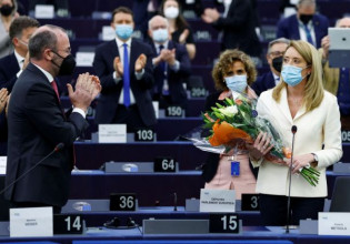 Η Ρομπέρτα Μετσόλα νέα πρόεδρος του Ευρωπαϊκού Κοινοβουλίου