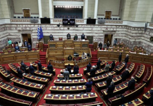 Πρόταση μομφής: «Η συγγνώμη είναι μια έντιμη αναγνώριση για όσα δεν έγιναν καλά» είπε ο Σκέρτσος