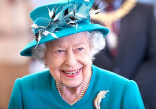 Βασίλισσα Ελισάβετ: Ανησυχία για την υγεία της – Επιμένουν τα συμπτώματα κοροναϊού