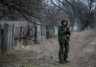 Ουκρανία: Δραματικές στιγμές για τους Έλληνες – Πώς ζουν 12 χλμ από τη ζώνη πυρός