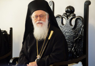 Συνάντηση Σακελλαροπούλου με τον Αρχιεπίσκοπο Αλβανίας Αναστάσιο