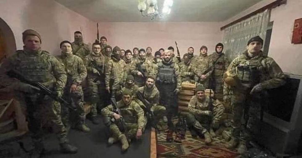 Πόλεμος στην Ουκρανία: Οι παίκτες της Ντιναμό Κιέβου πήραν τα όπλα