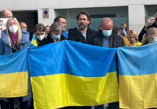 Ο Χαβιέ Μπαρδέμ συμμετείχε σε διαδήλωση κατά της ρωσικής εισβολής στην Ουκρανία