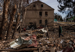 Ουκρανία: Πώς εξελίσσεται η 17η μέρα του πολέμου – 25 χιλιόμετρα από το κέντρο του Κιέβου οι Ρώσοι