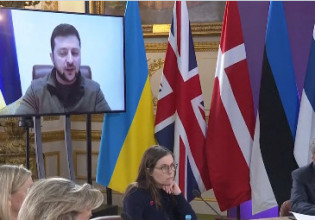 Πόλεμος στην Ουκρανία: Μέσω βιντεοσύνδεσης ο Ζελένσκι κάλεσε τους Ευρωπαίους να βοηθήσουν την χώρα
