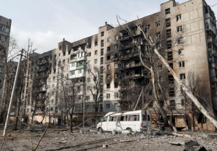 Πόλεμος στην Ουκρανία: «Συλλογική ευθύνη» αν αφεθούν στη τύχη τους οι άμαχοι στη Μαριούπολη