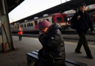 Πόλεμος στην Ουκρανία: Ανοίγουν εννέα ανθρωπιστικοί διάδρομοι για την απομάκρυνση αμάχων