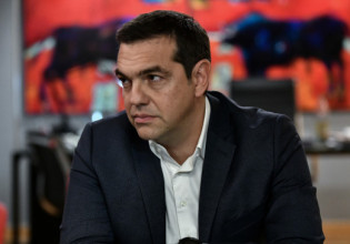 Αλέξης Τσίπρας: «Πρώτη φορά πρωθυπουργός εξαγγέλλει μέτρα στήριξης μιλώντας για ψίχουλα»