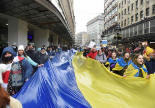 Πόλεμος στην Ουκρανία: Αντιπολεμικές διαδηλώσεις στην Ευρώπη