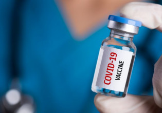Τζανάκης: Πιθανή η 4η δόση εμβολίου σε ηλικιωμένους