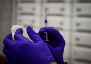 Πιερρακάκης: Ξεπεράσαμε τους 20 εκατομμύρια εμβολιασμούς
