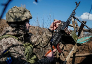 Δημοσκόπηση: Τι λένε οι πολίτες για την αποστολή όπλων στην Ουκρανία – Ανησυχία για Τουρκία