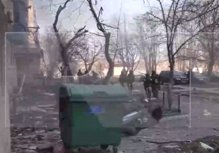 Ουκρανία: Μέσα στη βομβαρδισμένη Μαριούπολη ο ρωσικός στρατός – Μάχες πόρτα πόρτα