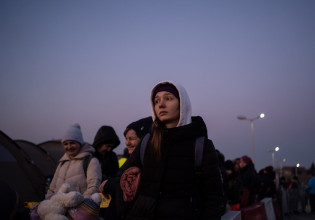 Πόλεμος στην Ουκρανία: Φόβοι για εμφάνιση περιστατικών trafficking με θύματα πρόσφυγες