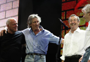 Ουκρανία: Οι Pink Floyd αφαιρούν τις ηχογραφήσεις τους από τις πλατφόρμες Ρωσίας και Λευκορωσίας