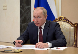 Βλαντίμιρ Πούτιν: Από αύριο οι πληρωμές σε ρούβλια αλλιώς τέλος το φυσικό αέριο