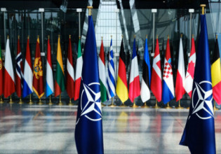 Πόλεμος στην Ουκρανία: Ετοιμότητα στο ΝΑΤΟ αλλά και διαφωνίες εντός ΕΕ για τα επόμενα βήματα