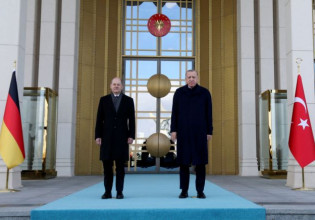 Πόλεμος στην Ουκρανία: Ερντογάν και Σολτς ζήτησαν από τον Πούτιν κατάπαυση του πυρός