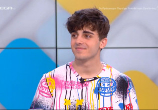 Ο Τόλης Παπαδόπουλος που εντυπωσίασε στο X-Factor καλεσμένος στο «Mega Καλημέρα»