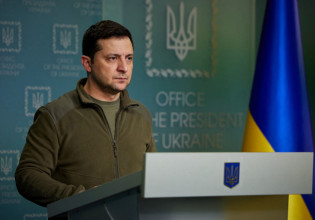 Πόλεμος στην Ουκρανία: Στρέφεται κατά του ΝΑΤΟ ο Ζελένσκι – Κατηγορεί τη Συμμαχία για «αυτοΰπνωση»