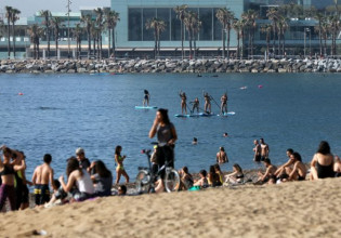 Ισπανία: Η Βαρκελώνη απαγορεύει το κάπνισμα στις παραλίες της