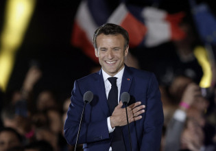 Μακρόν: «Είμαι πρόεδρος όλων των Γάλλων – Έχουμε ευθύνη απέναντι στη Δημοκρατία»