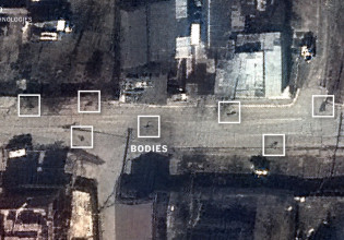 Μπούκα: Δορυφορικές εικόνες δείχνουν πτώματα πριν την αποχώρηση των ρωσικών στρατευμάτων – «Ψέματα» λέει η Μόσχα
