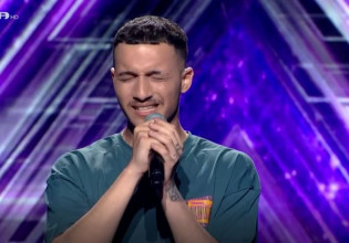 X-Factor: Μάγεψε με το «Dancing on my own» ο Γιάννης Ονησιφόρου και πήρε την καρέκλα