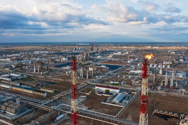 Ουκρανία: «Η ΕΕ σκοπεύει να απεξαρτηθεί εντελώς από το ρωσικό πετρέλαιο και αέριο ως το 2027»