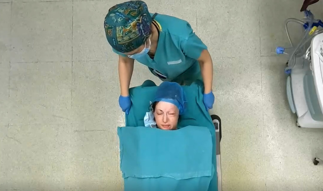 Ιωάννα Παλιοσπύρου: Ο Γολγοθάς των χειρουργείων - «Λύγισαν» και οι γιατροί [Σκληρές εικόνες]
