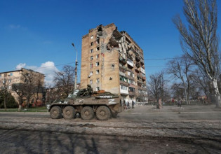 Η Μόσχα καλεί «όλους τους Ουκρανούς στρατιώτες» να καταθέσουν τα όπλα πριν τη μεγάλη μάχη