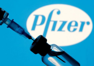 Κοροναϊός: Πόσο προστατεύει τους άνω των 60 από την «Όμικρον» η τέταρτη δόση με Pfizer