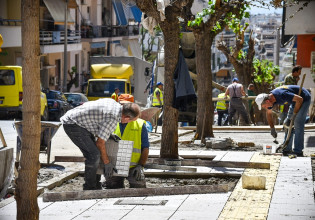 Δήμος Αθηναίων: Σε εξέλιξη η ανακατασκευή 410 πεζοδρομίων