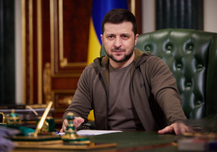 Ζελένσκι: Αυτοί είναι οι όροι που θέτει ο Ουκρανός πρόεδρος για να υπάρξει ειρηνευτική συμφωνία – Τι θα γίνει με την Κριμαία