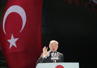 Ερντογάν: Γιατί επιλέγει να τραβήξει τώρα το σκοινί; – Η ελεγχόμενη ένταση και οι «κωλοτούμπες» του Σουλτάνου
