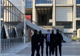 Έφτασαν στο δικαστήριο Αναγνωστόπουλος και Φιλιππίδης