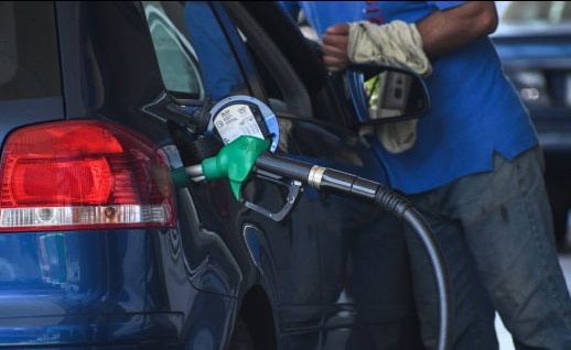 Καύσιμα: Μεγάλες αποκλίσεις τιμών από πρατήριο σε πρατήριο - Φαινόμενα νοθείας
