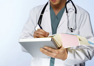 Υπουργείο Υγείας: Κατατέθηκε στη Βουλή το νομοσχέδιο «Γιατρός για Όλους»