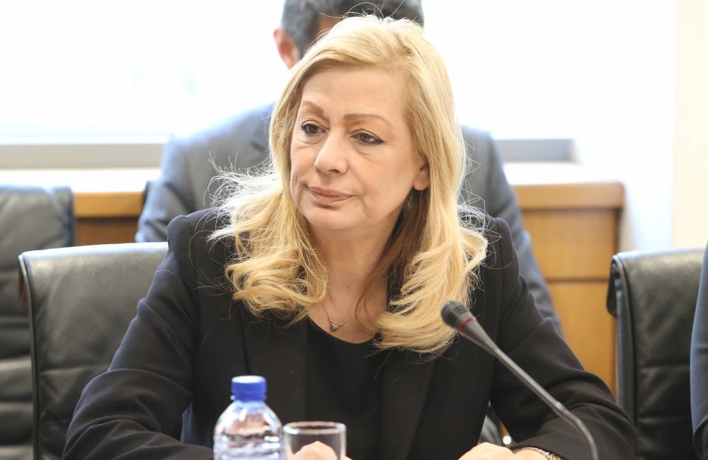 Κύπρος: Σε νοσοκομείο των Αθηνών η υπουργός Εργασίας - Υπέστη ανεύρυσμα εγκεφαλικής αορτής