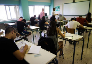 Κεραμέως: Στα σχολεία κερδίσαμε τη μάχη με τον κοροναϊό