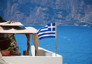 The Telegraph: Διθυραμβικά σχόλια για την Ελλάδα και τα ξενοδοχεία σε τουριστικούς προορισμούς