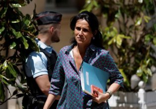 Χρυσούλα Ζαχαροπούλου: Η Ελληνίδα υφυπουργός του Μακρόν στη δίνη ενός υπό διερεύνηση σκανδάλου